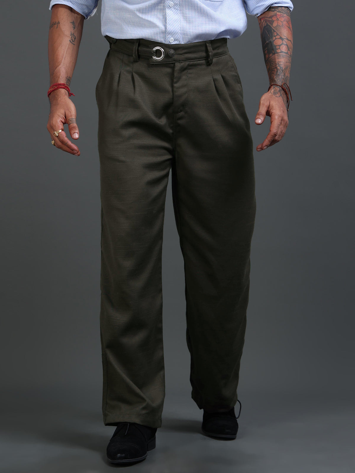 Relaxed Fit Trousers for Men: The Comfort Guide