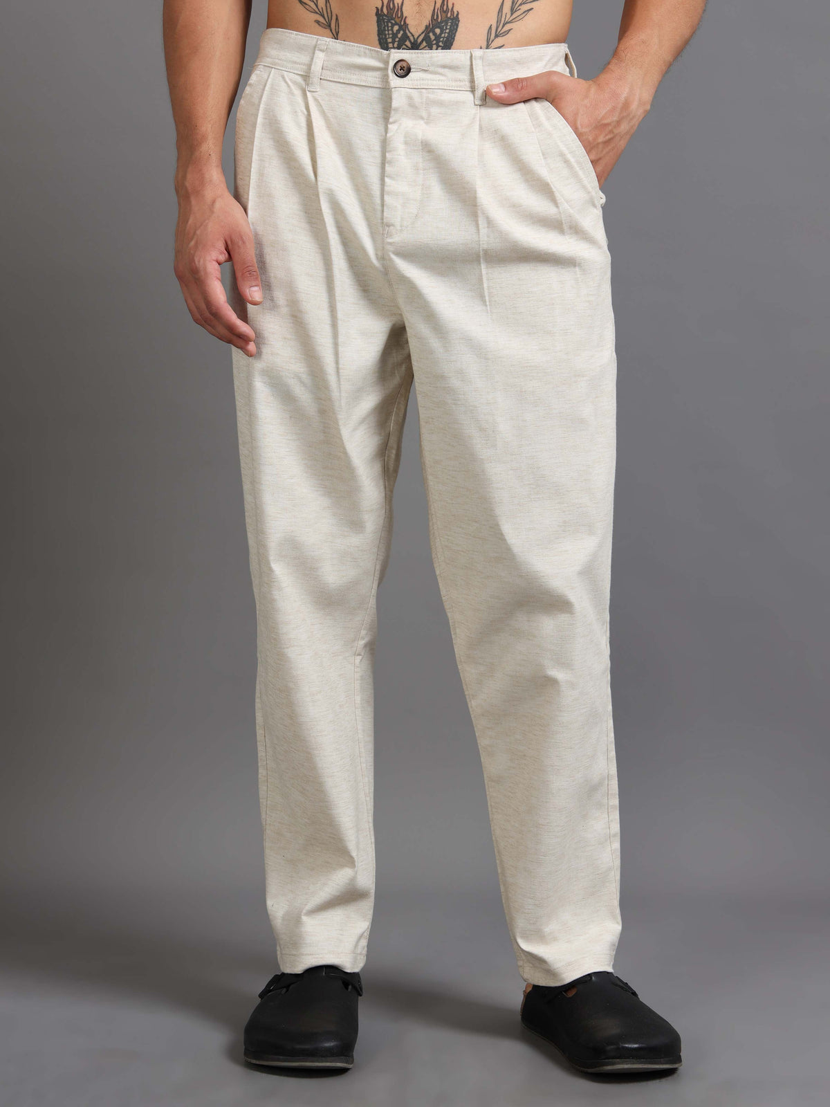What are relaxed fit trousers, Italian Colony · Cut: Relaxed fit trouser shape on a man