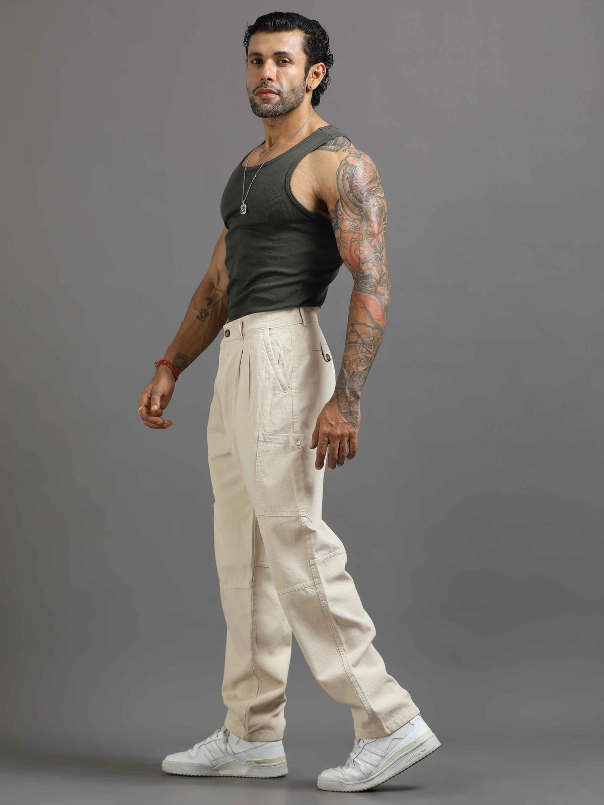 Are low-rise cargo pants in style for men, Italian Colony