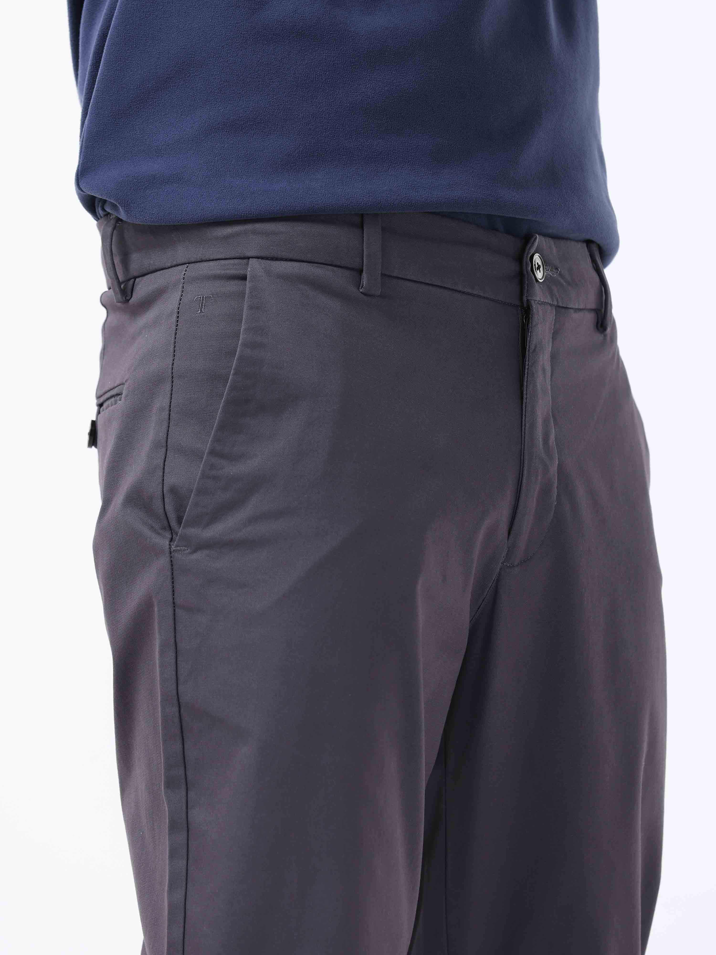 Broken Signature Dark Grey Chino