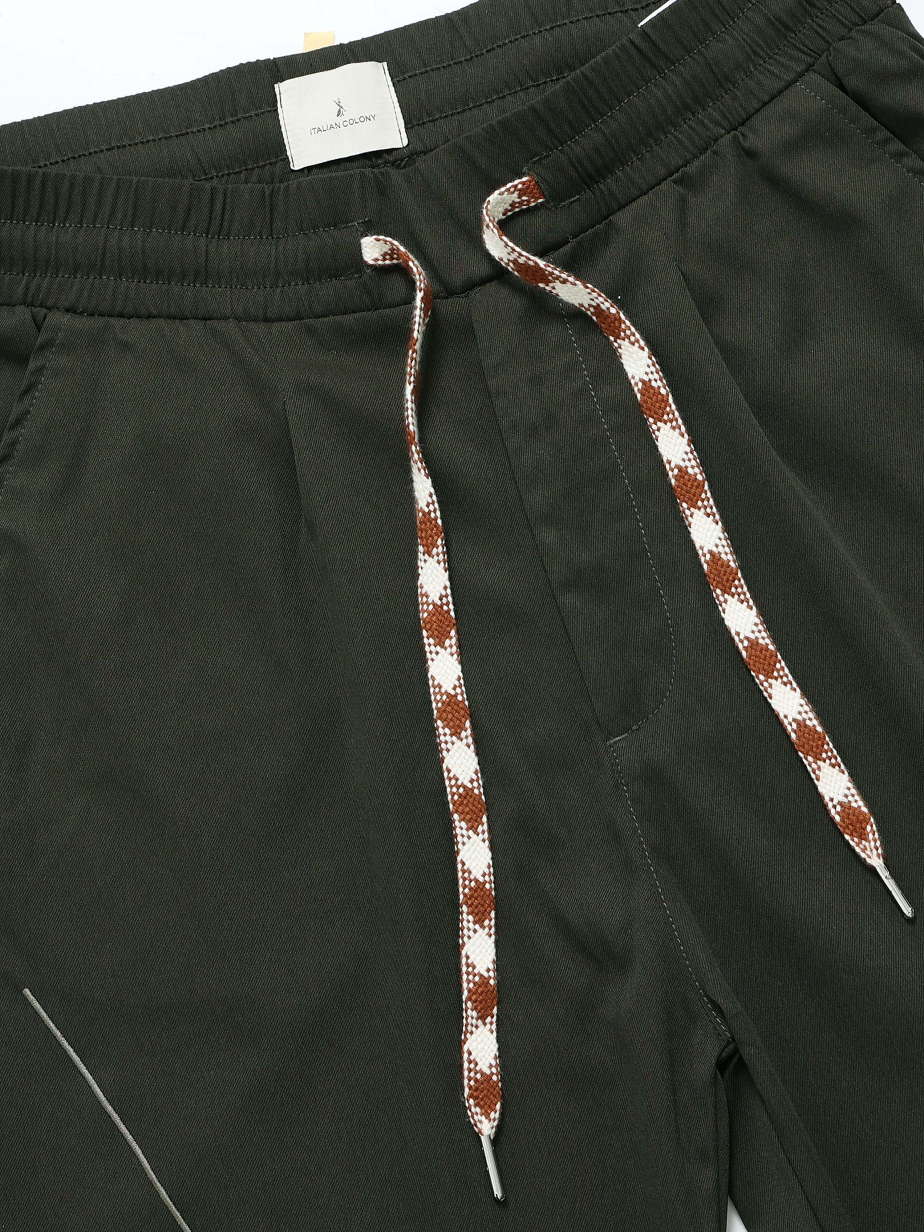 Flowstate Relaxed Trouser In Dark Olive