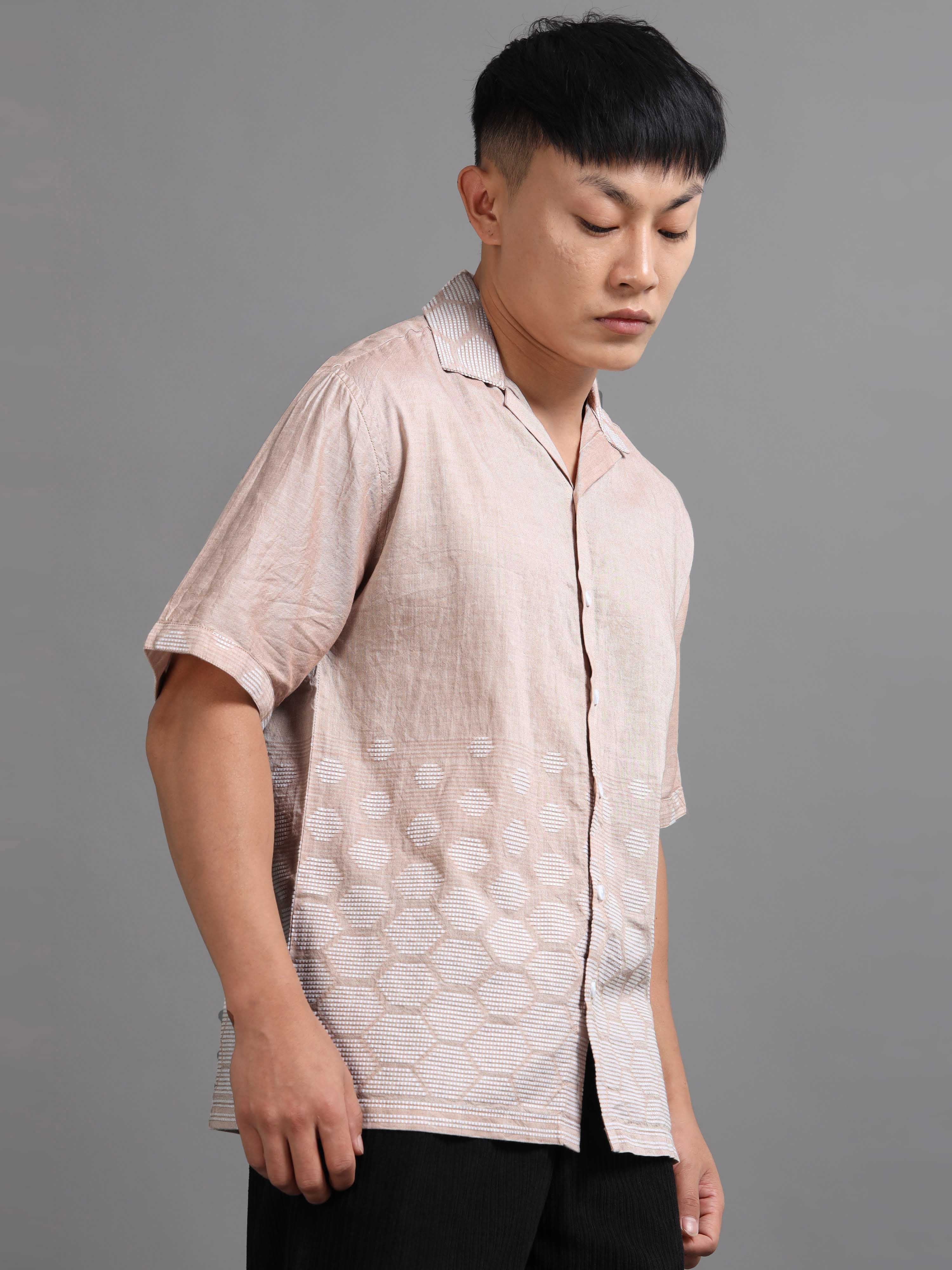 Honeycomb Haze Shirt In Peach