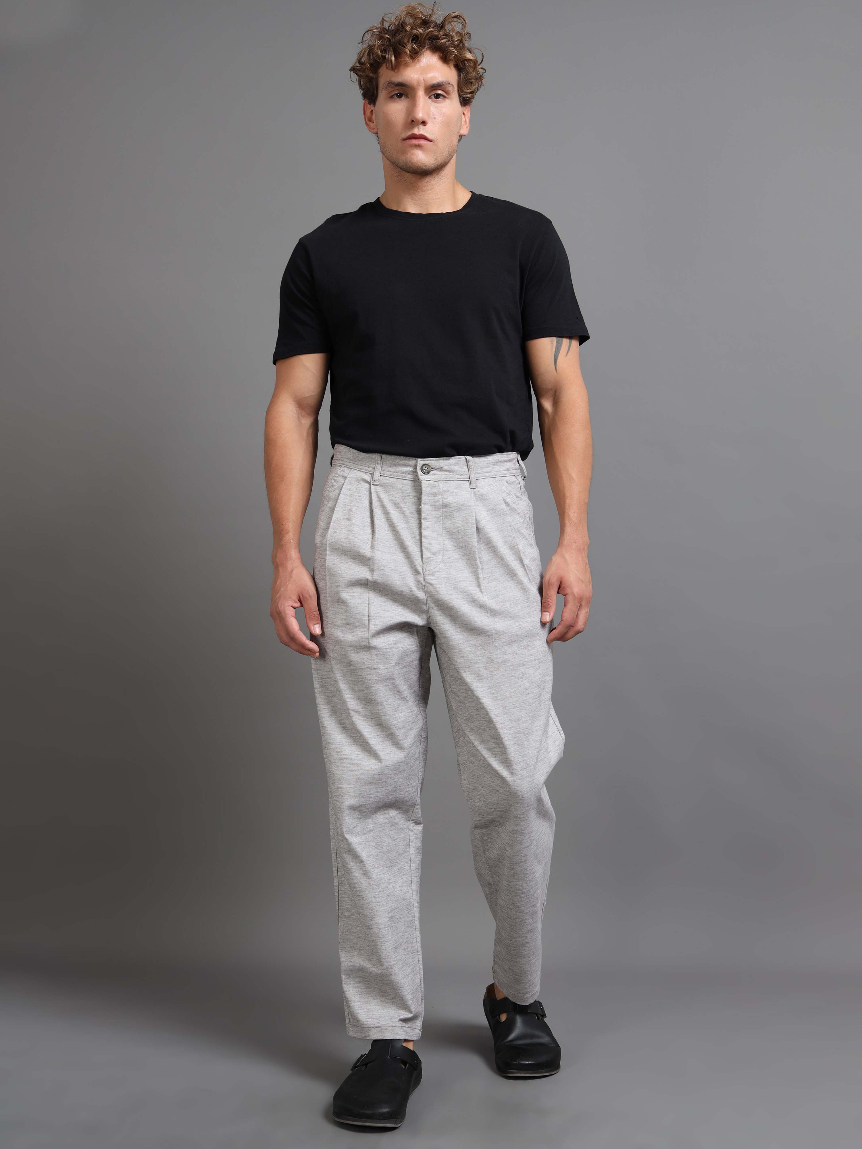 Versatile Pleated Trouser In Grey For Men