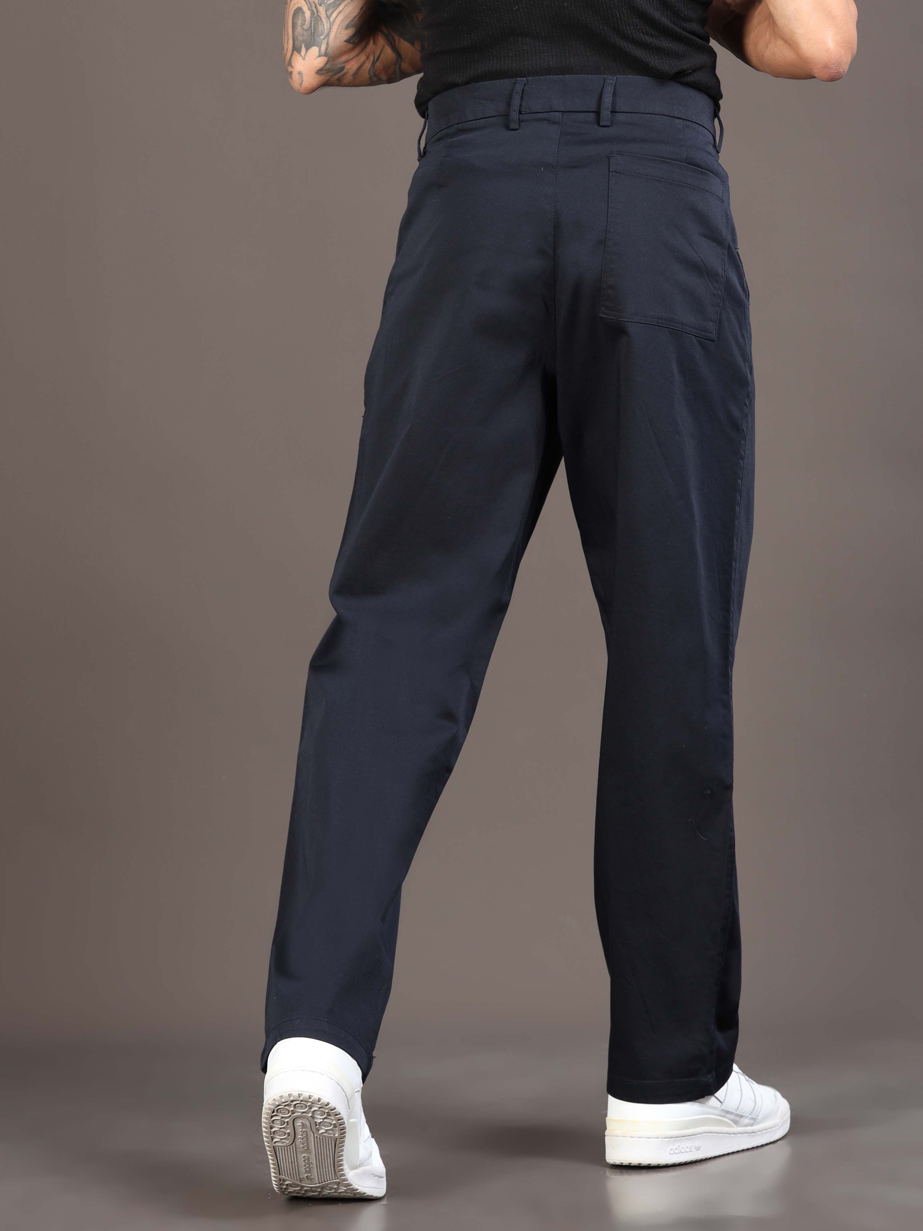 Relaxed Trouser in Navy for Men