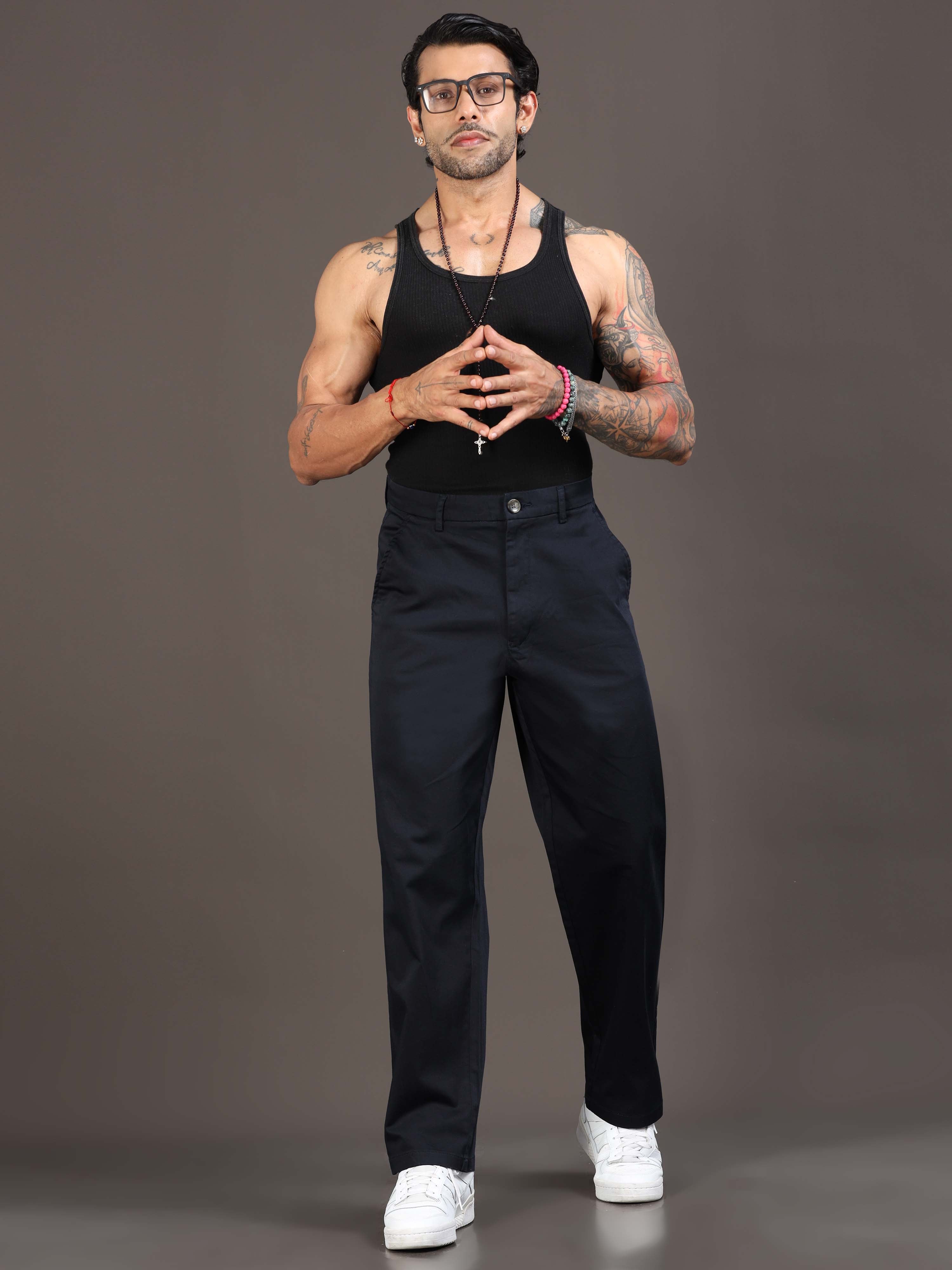 Relaxed Trouser in Navy for Men