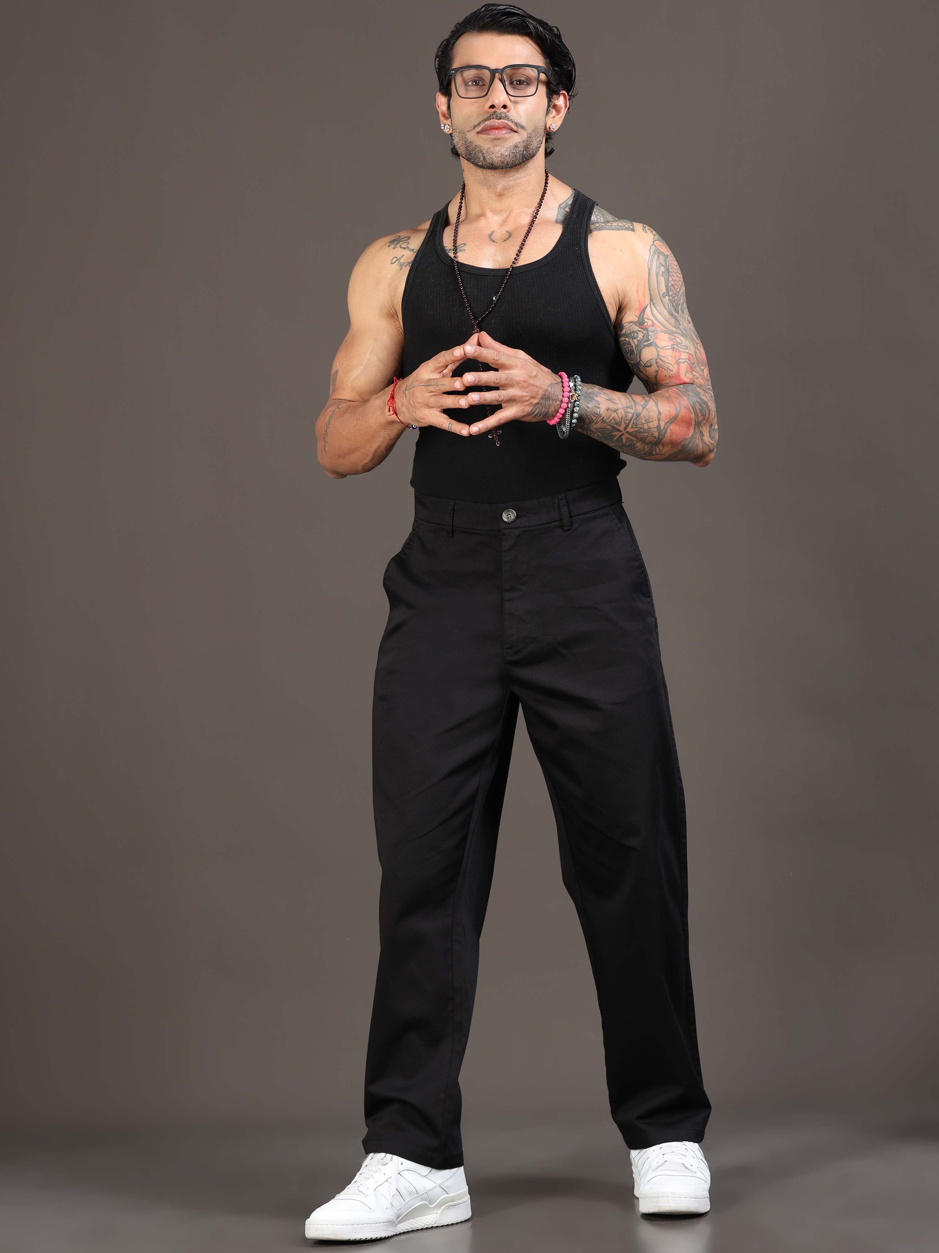 Relaxed Trouser In Black for Men