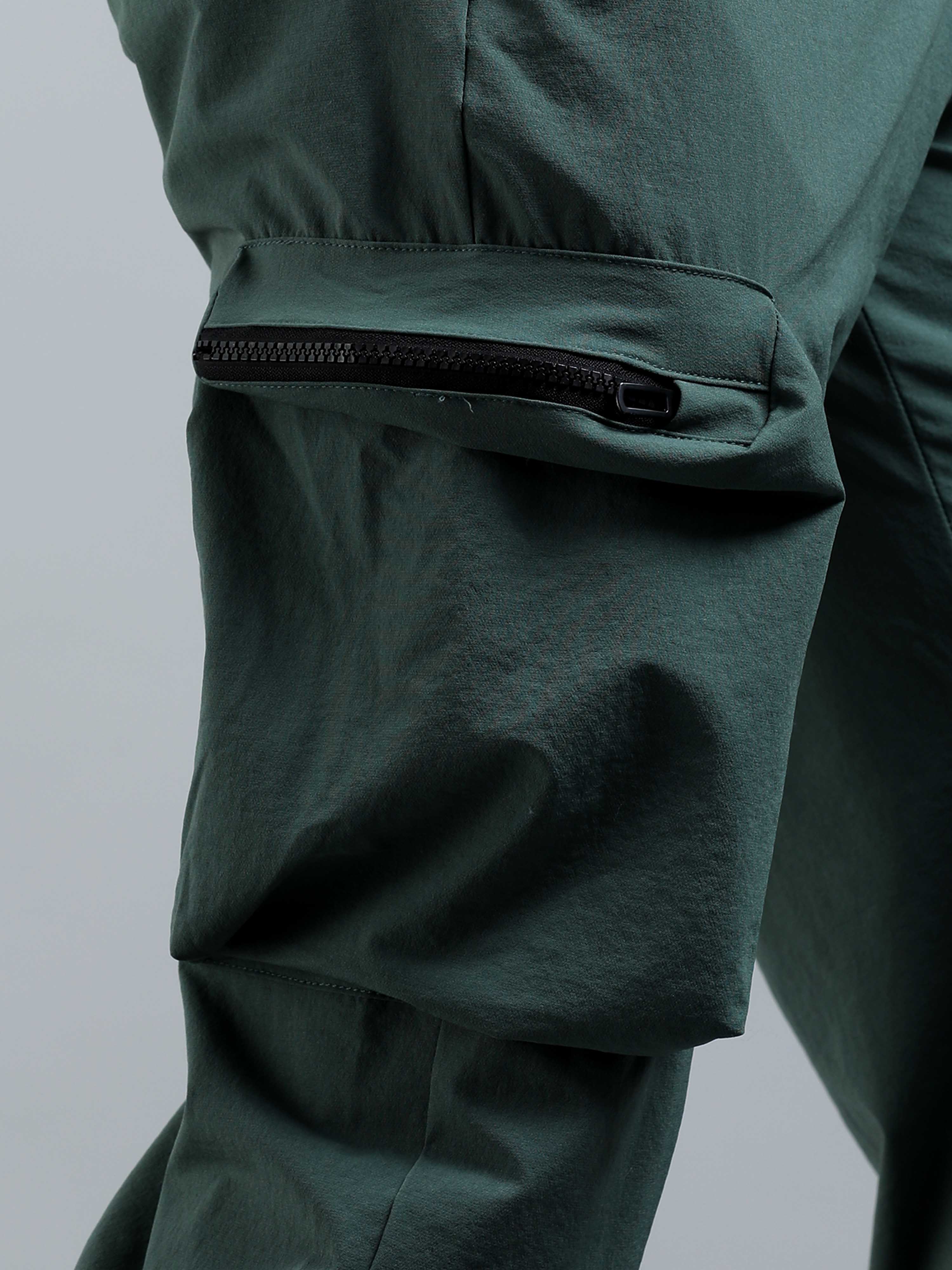 UrbanVoyage Relaxed Cargo In Green