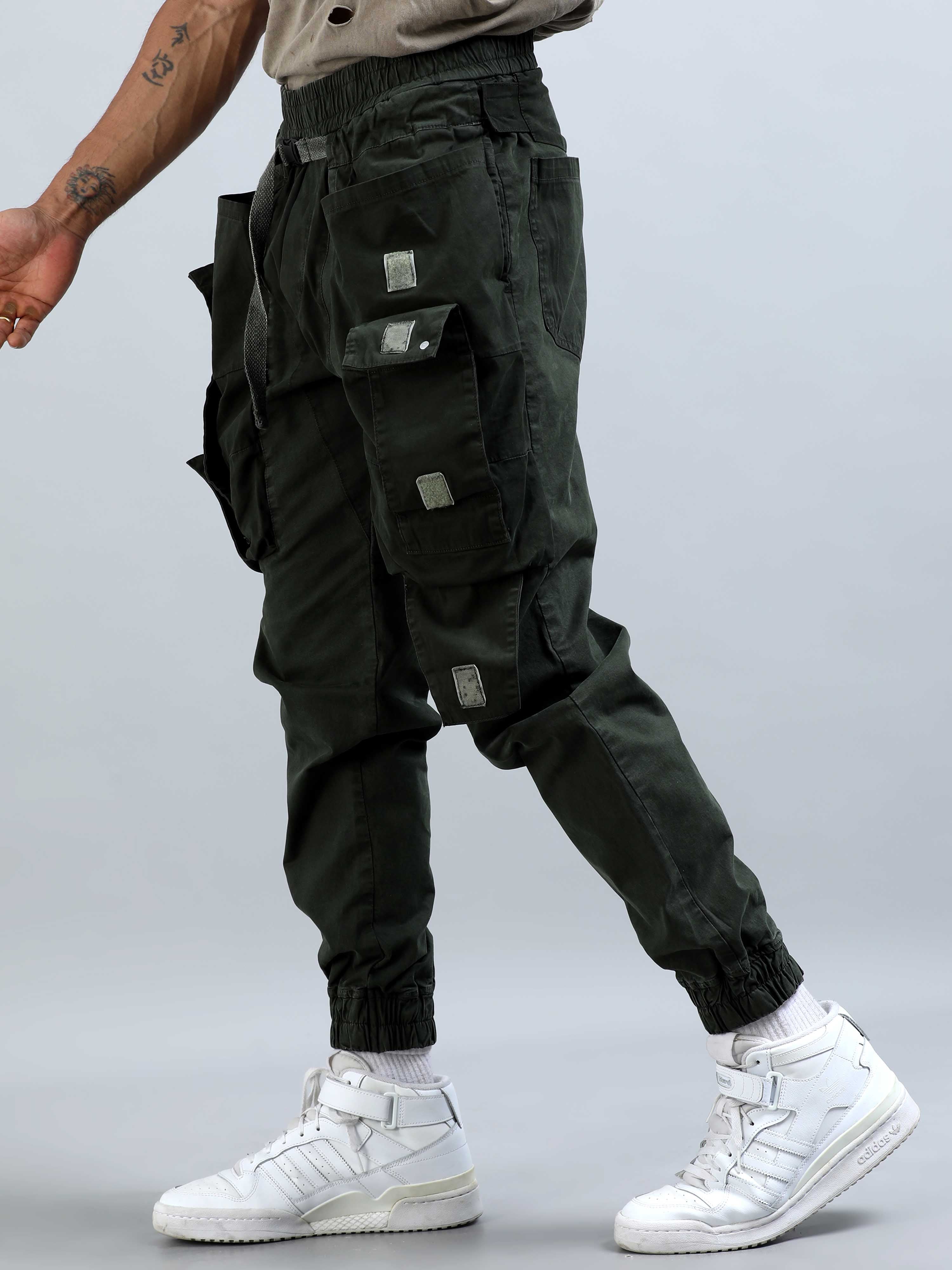 Elevato Layers Cargo Joggers In Olive