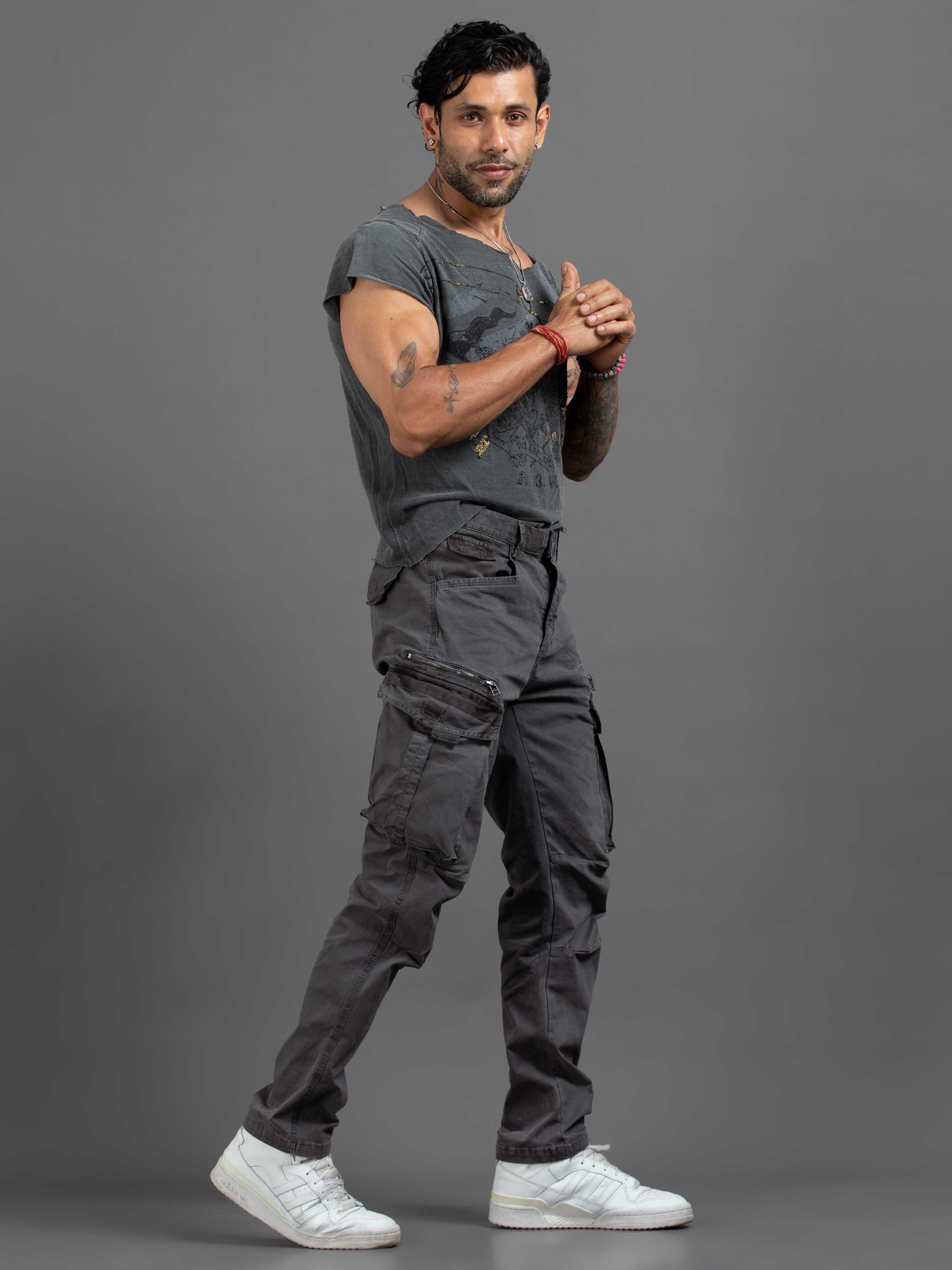 Rugged Zip Cargo Pants In Ash Grey