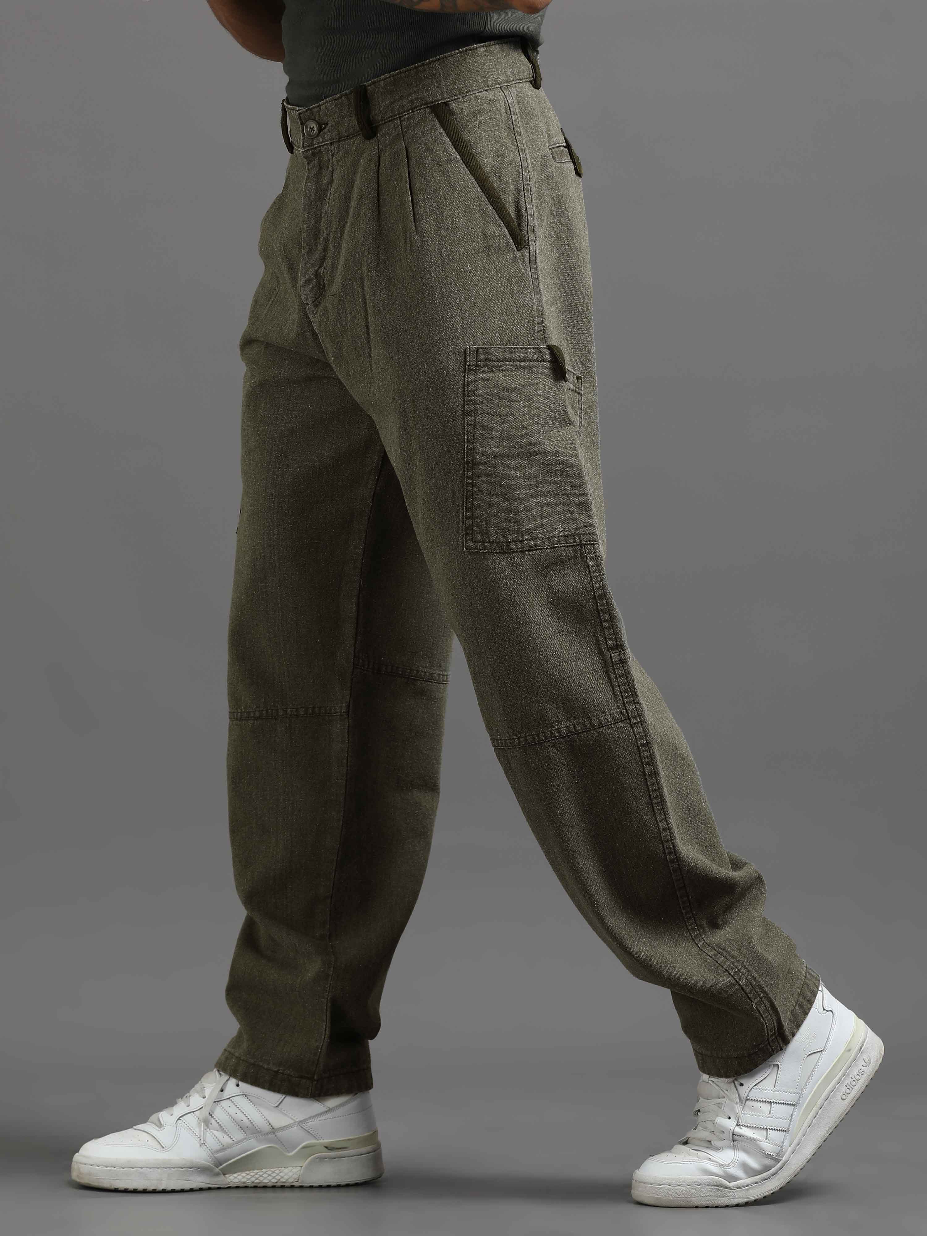 Ecru Pleated Cargo Pant In Olive