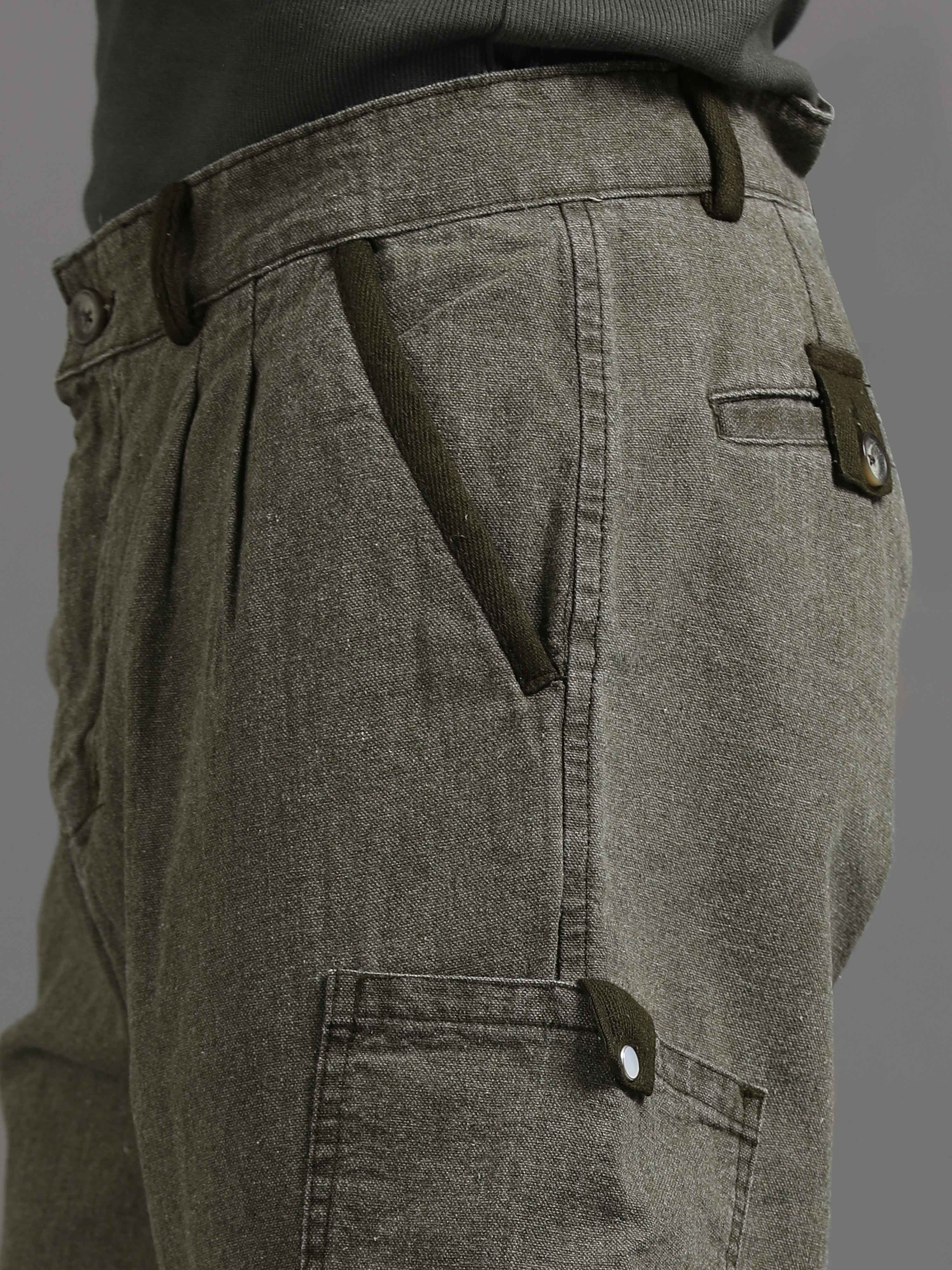 Ecru Pleated Cargo Pant In Olive