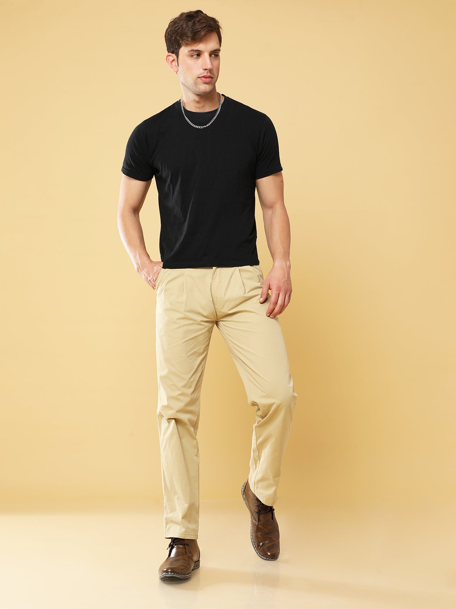 Pleated Cream Cotton Chino