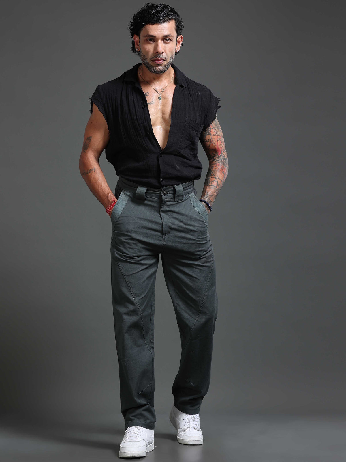 Pleated vs Flat-Front Trousers: Which Is Better?