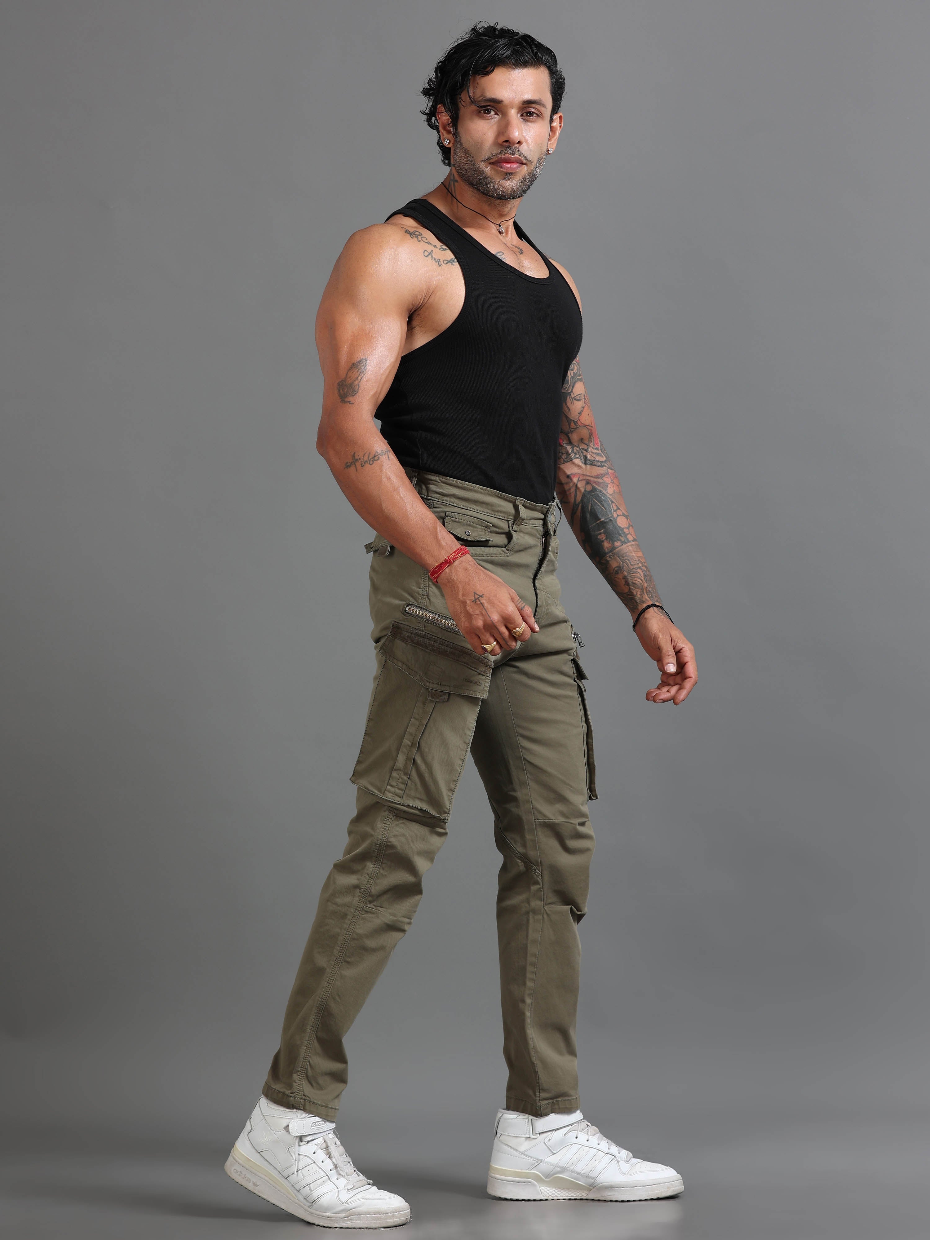 Best cargo pants for men in 2026, stylish and durable options for comfort and performance.