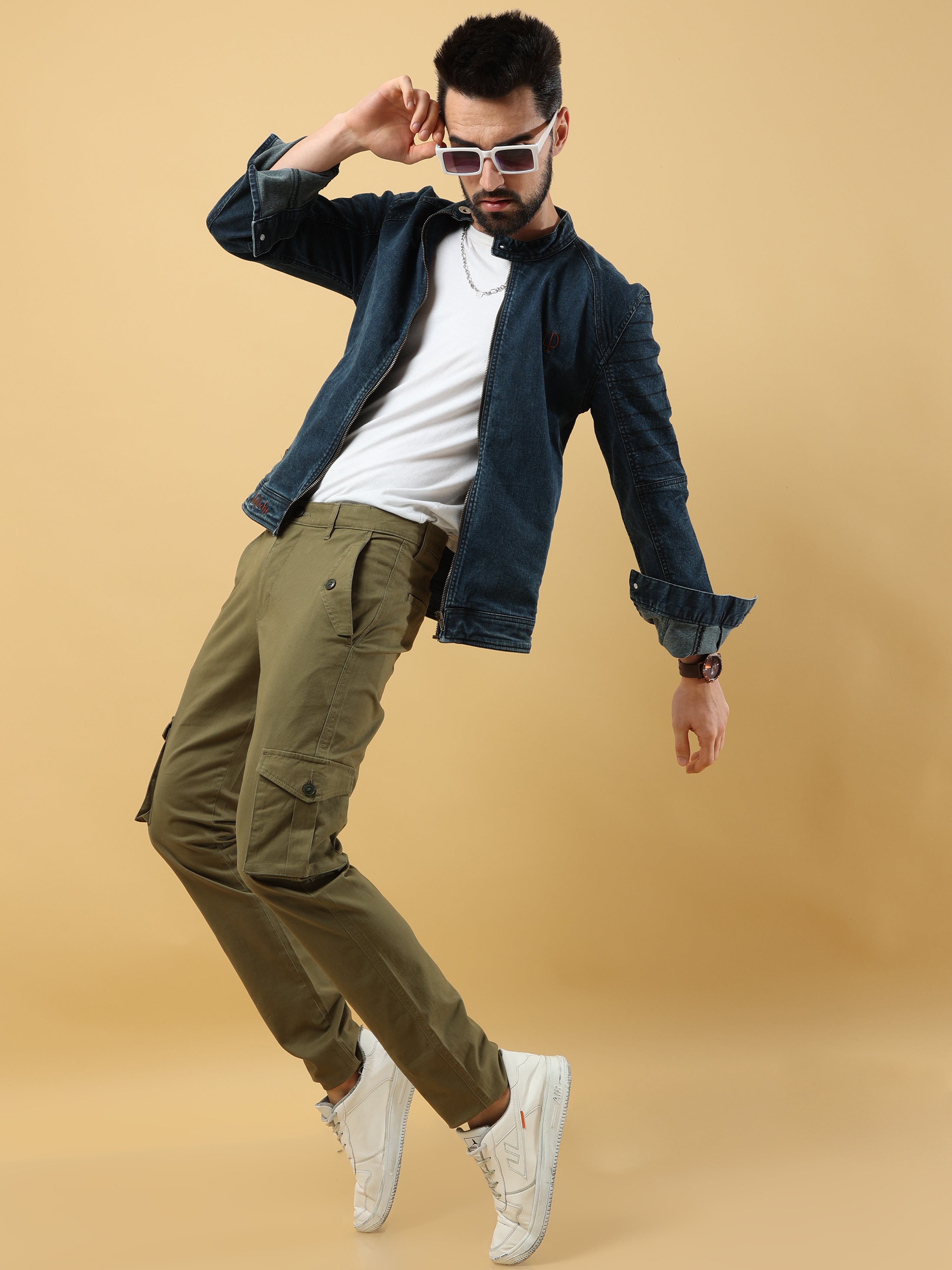 Why Do Utility Cargo Trousers Use Reinforced Stitching?