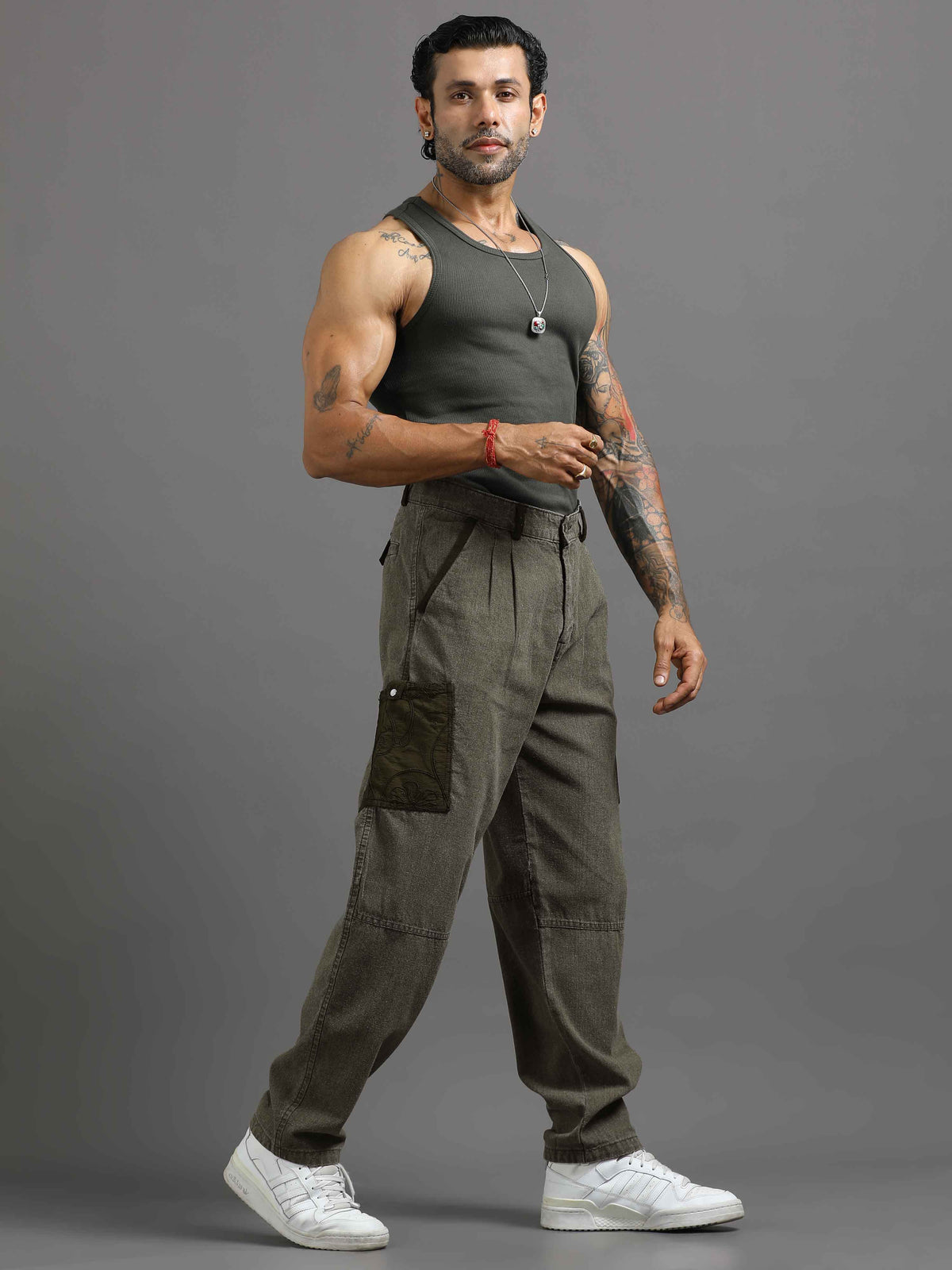 Best first cargo pant colour for men, Italian Colony · Olive: Olive cargo pants as a first colour choice