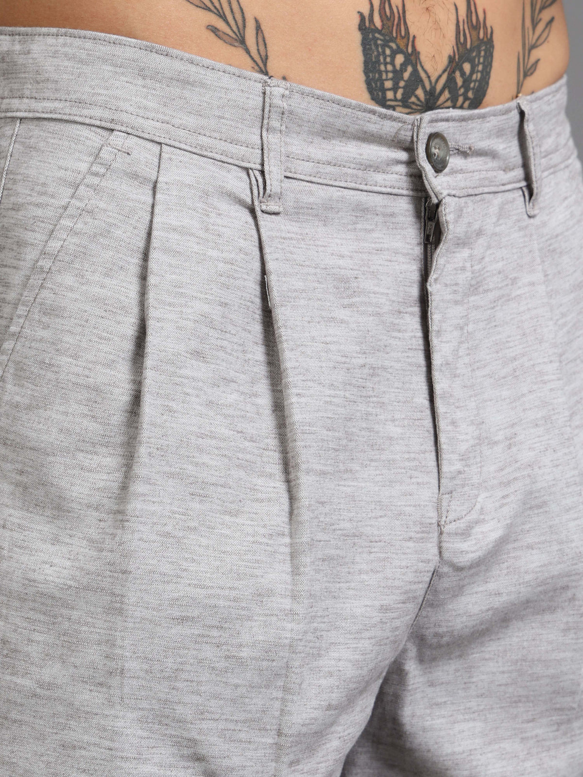 Versatile Pleated Trouser In Grey For Men