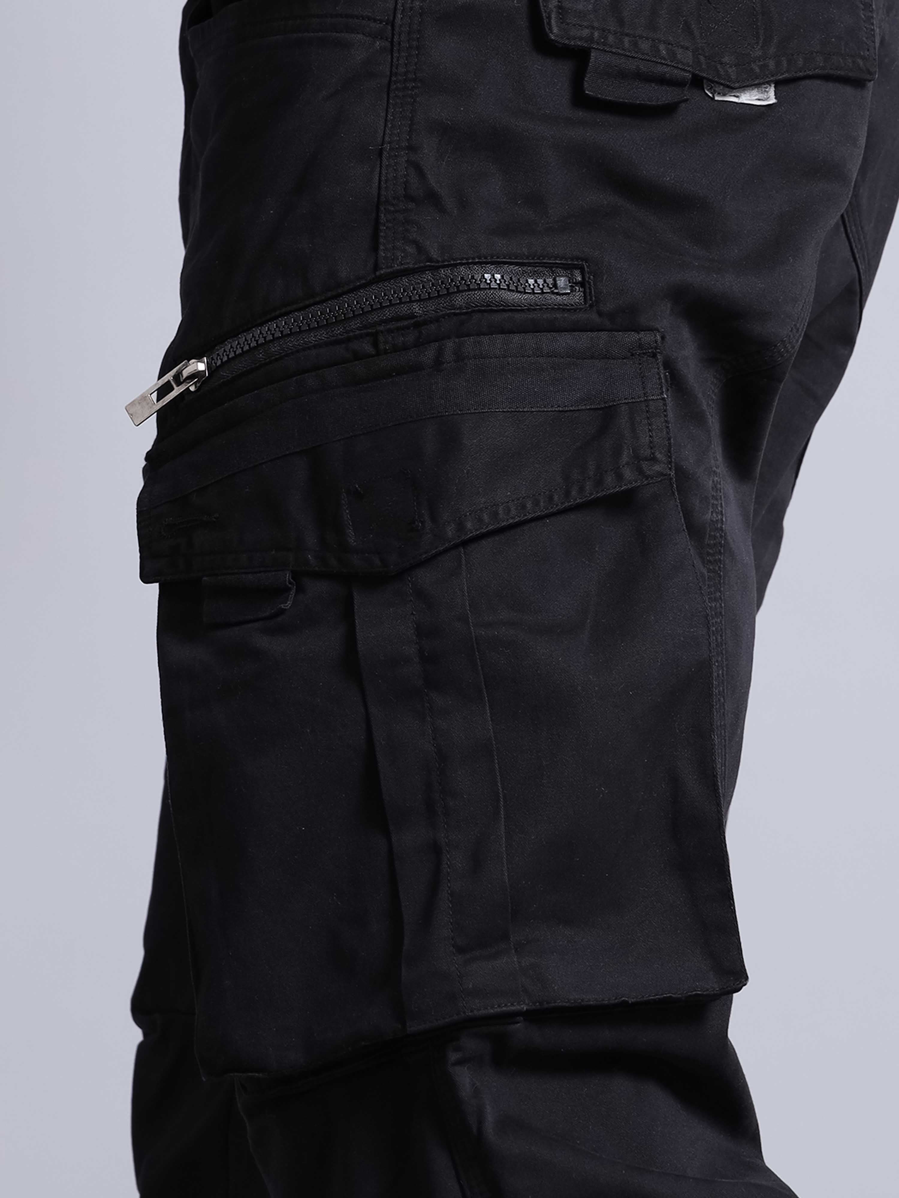 Rugged Zip Cargo Pants In Black