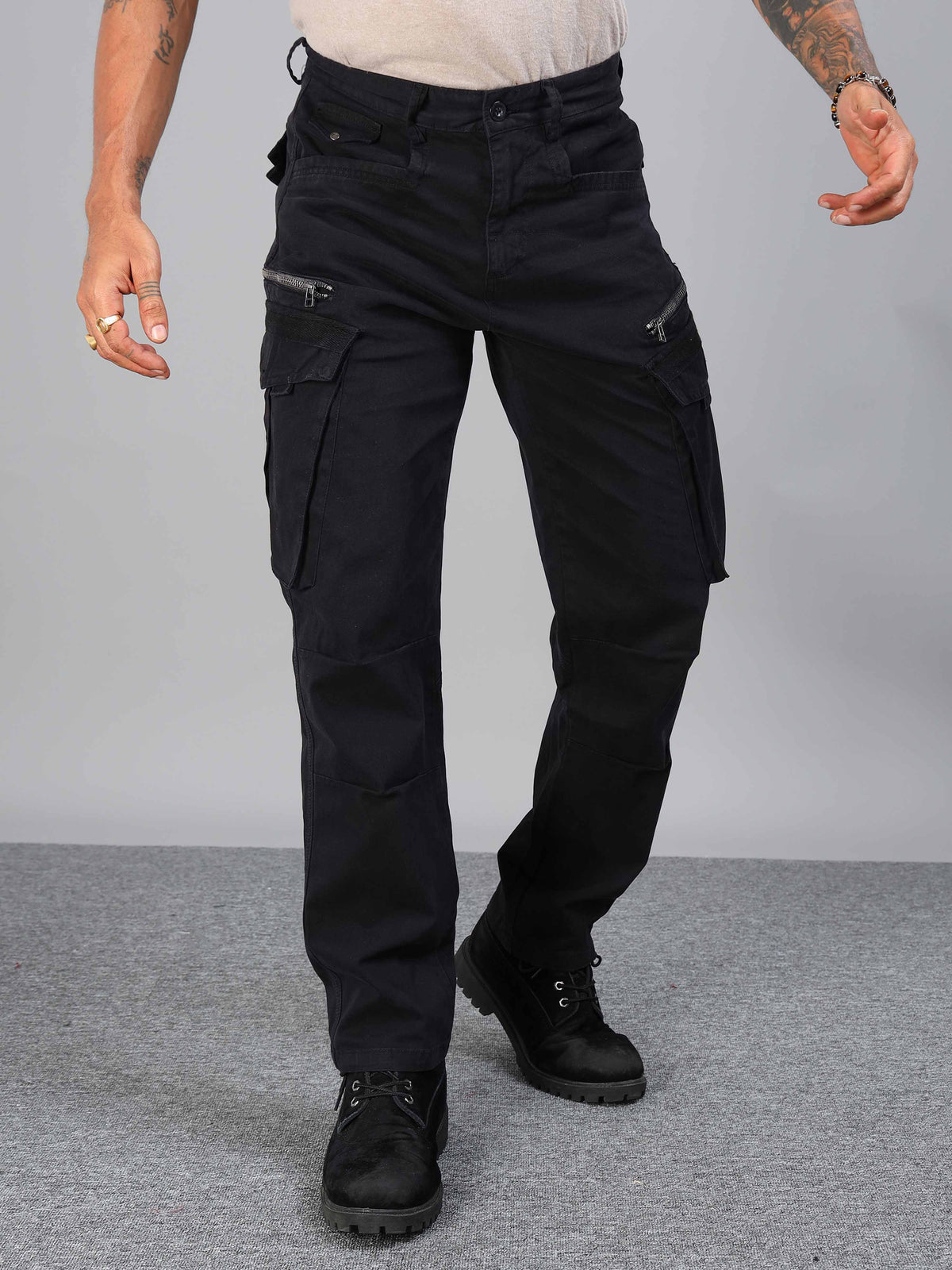Rugged Zip Cargo Pants In Black