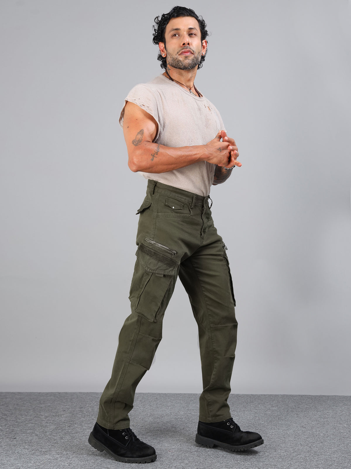Rugged Zip Cargo Pants In Sand Beige