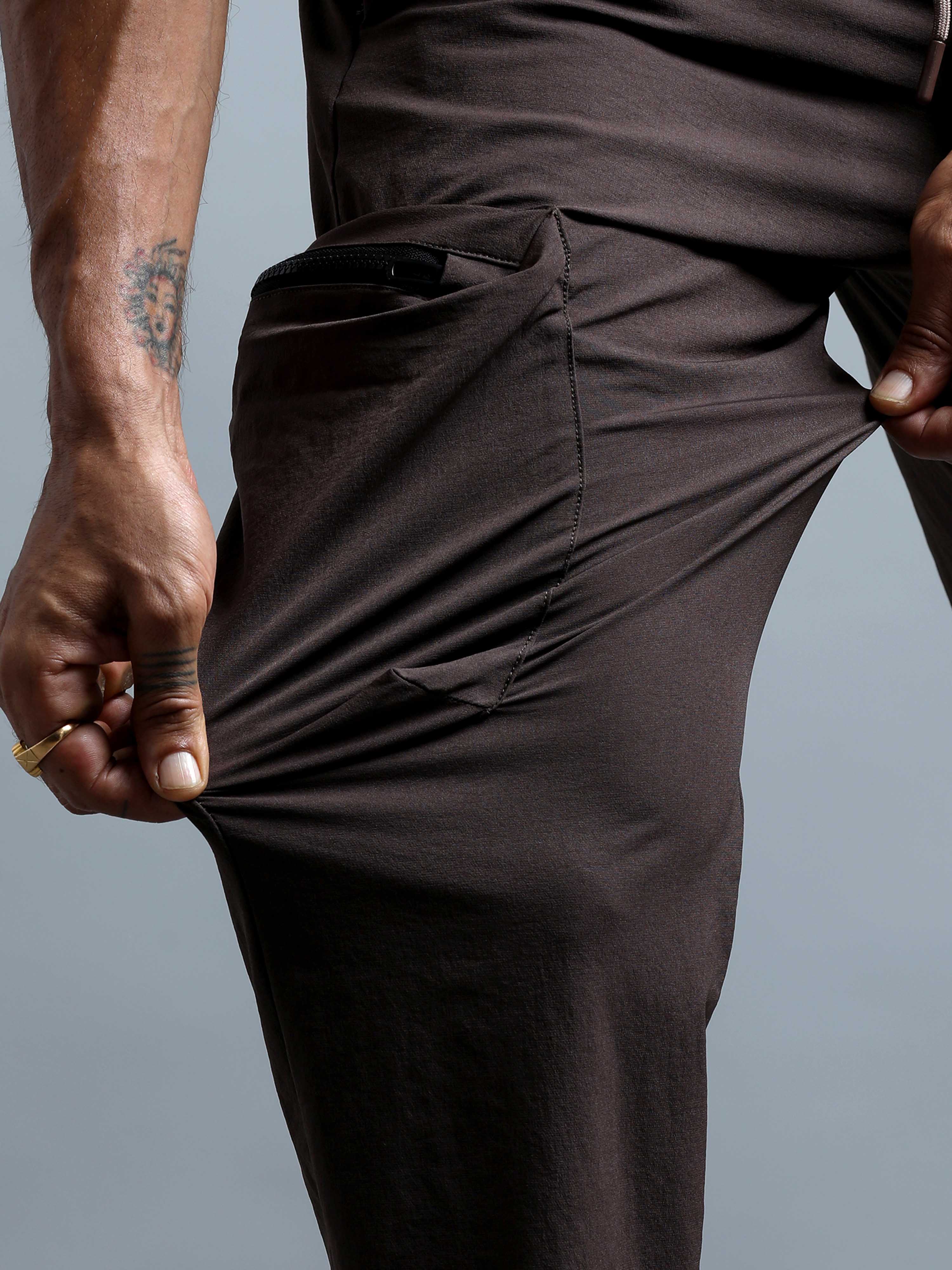 UrbanVoyage Relaxed Cargo In Brown