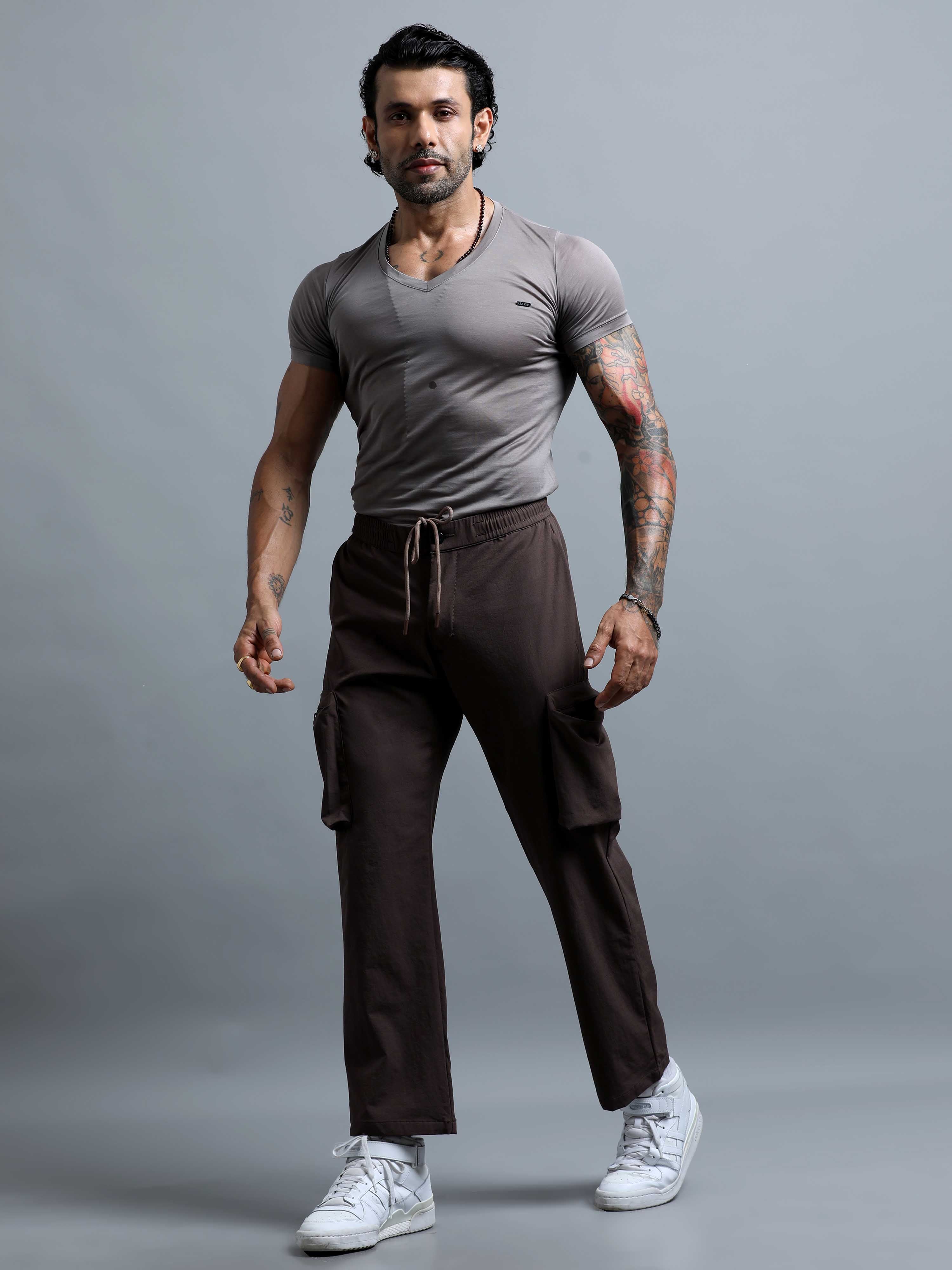 UrbanVoyage Relaxed Cargo In Brown