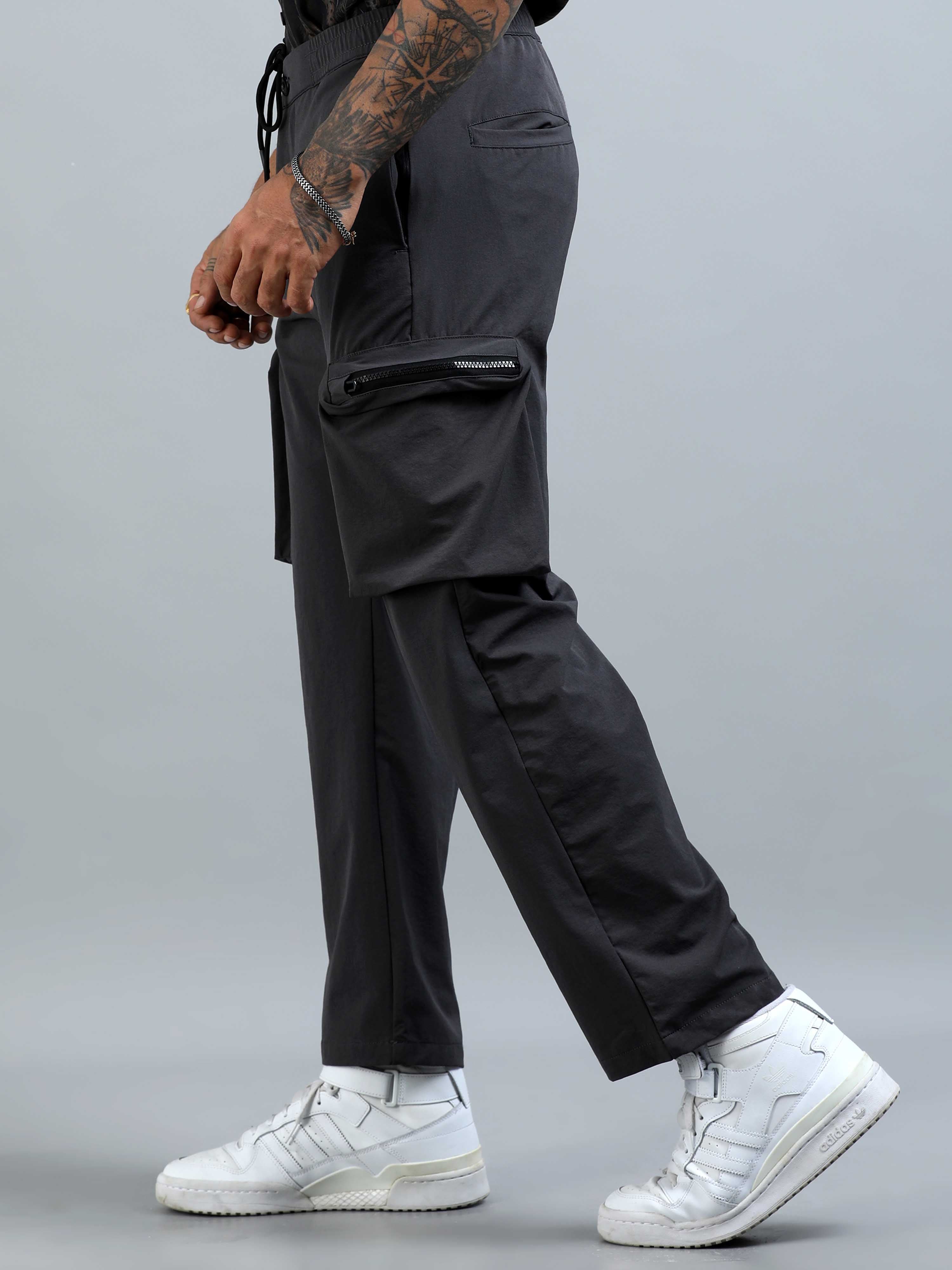 UrbanVoyage Relaxed Cargo In Grey