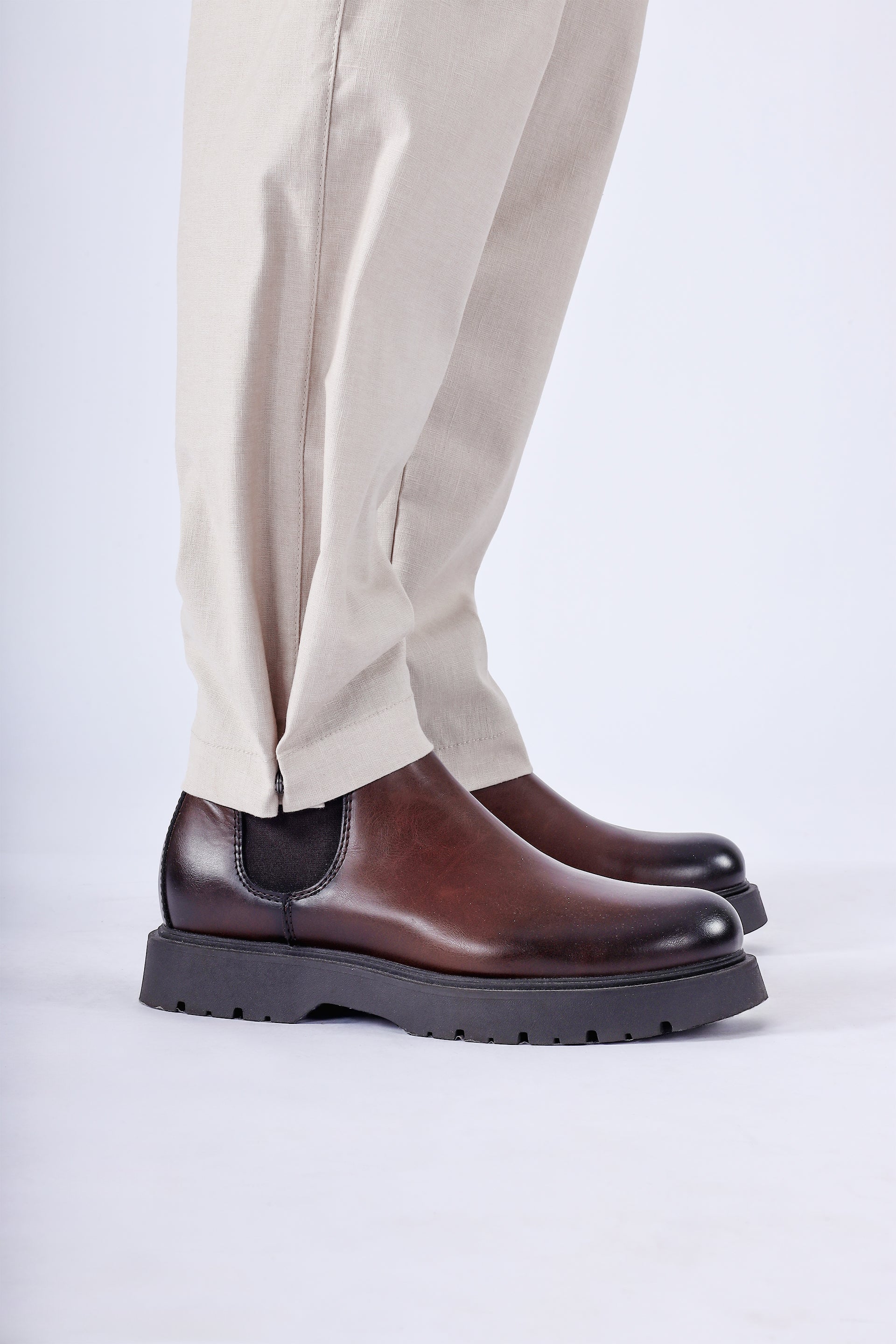 Air Relaxed Cargo Pants In Cream