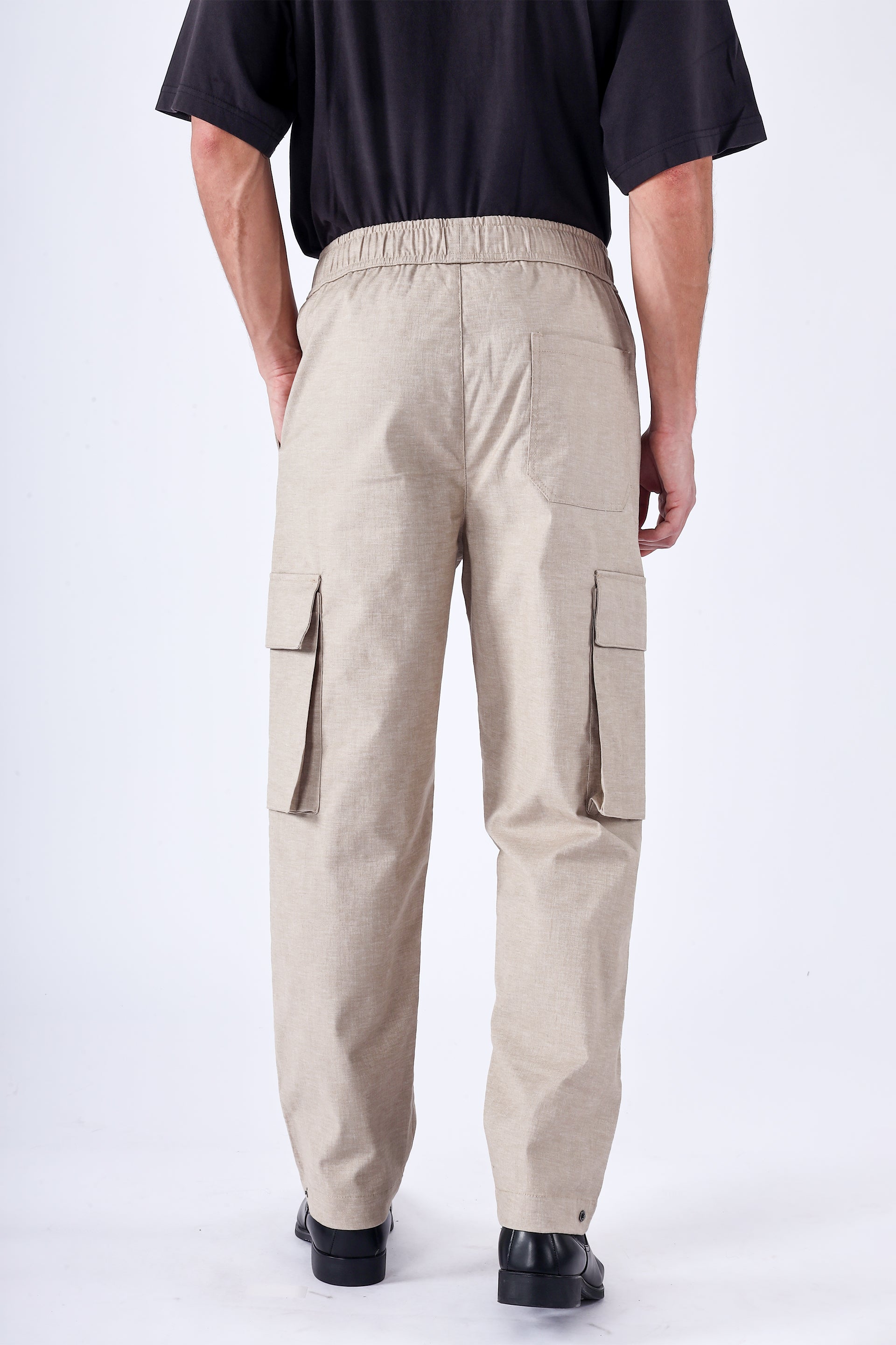 Air Relaxed Cargo Pants In Brown