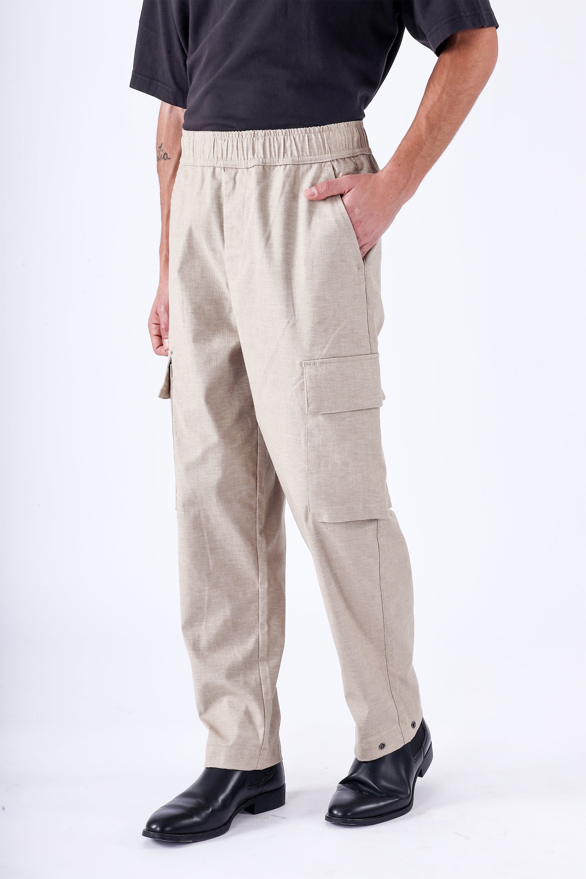 Air Relaxed Cargo Pants In Brown