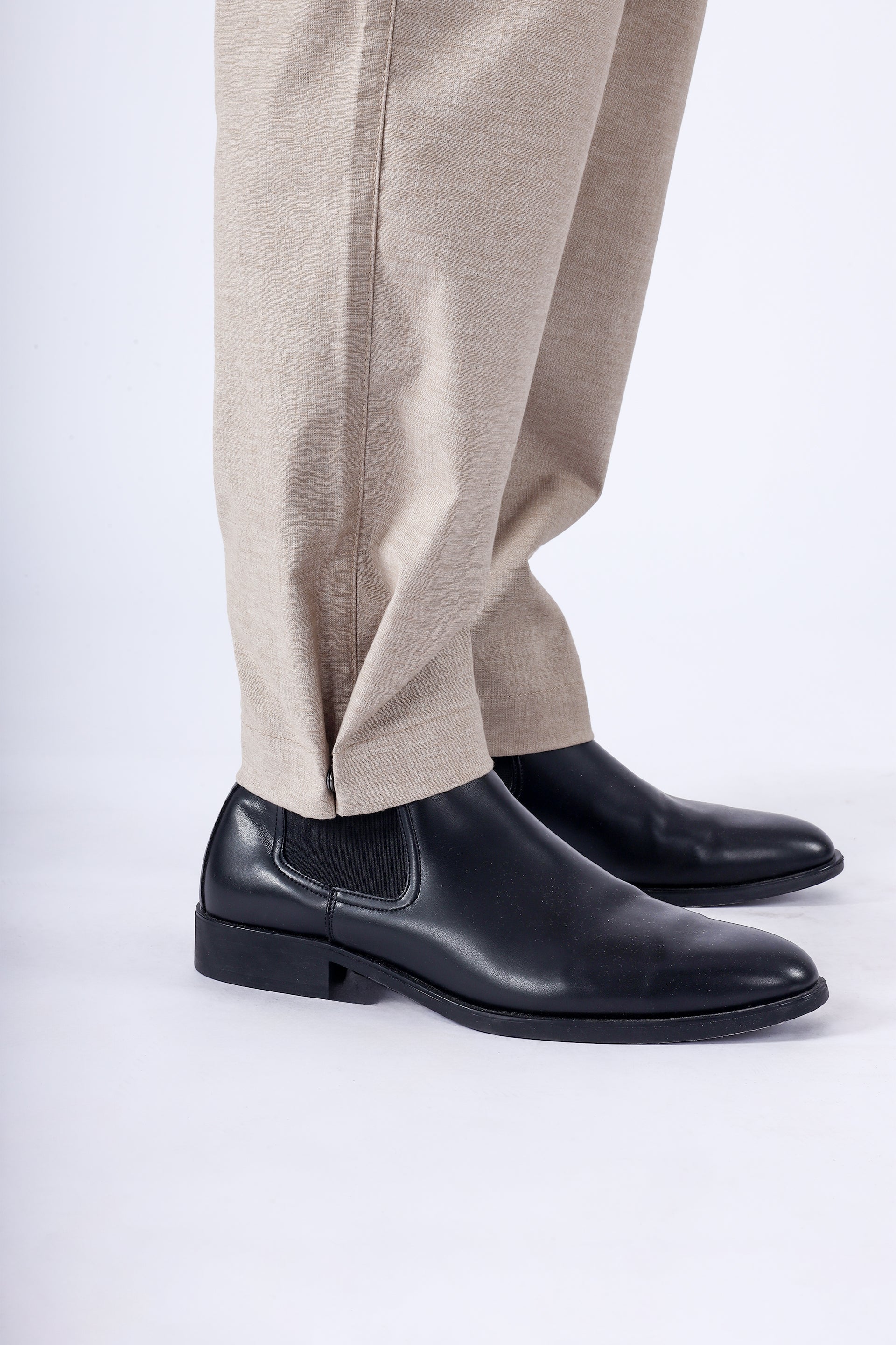 Air Relaxed Cargo Pants In Brown