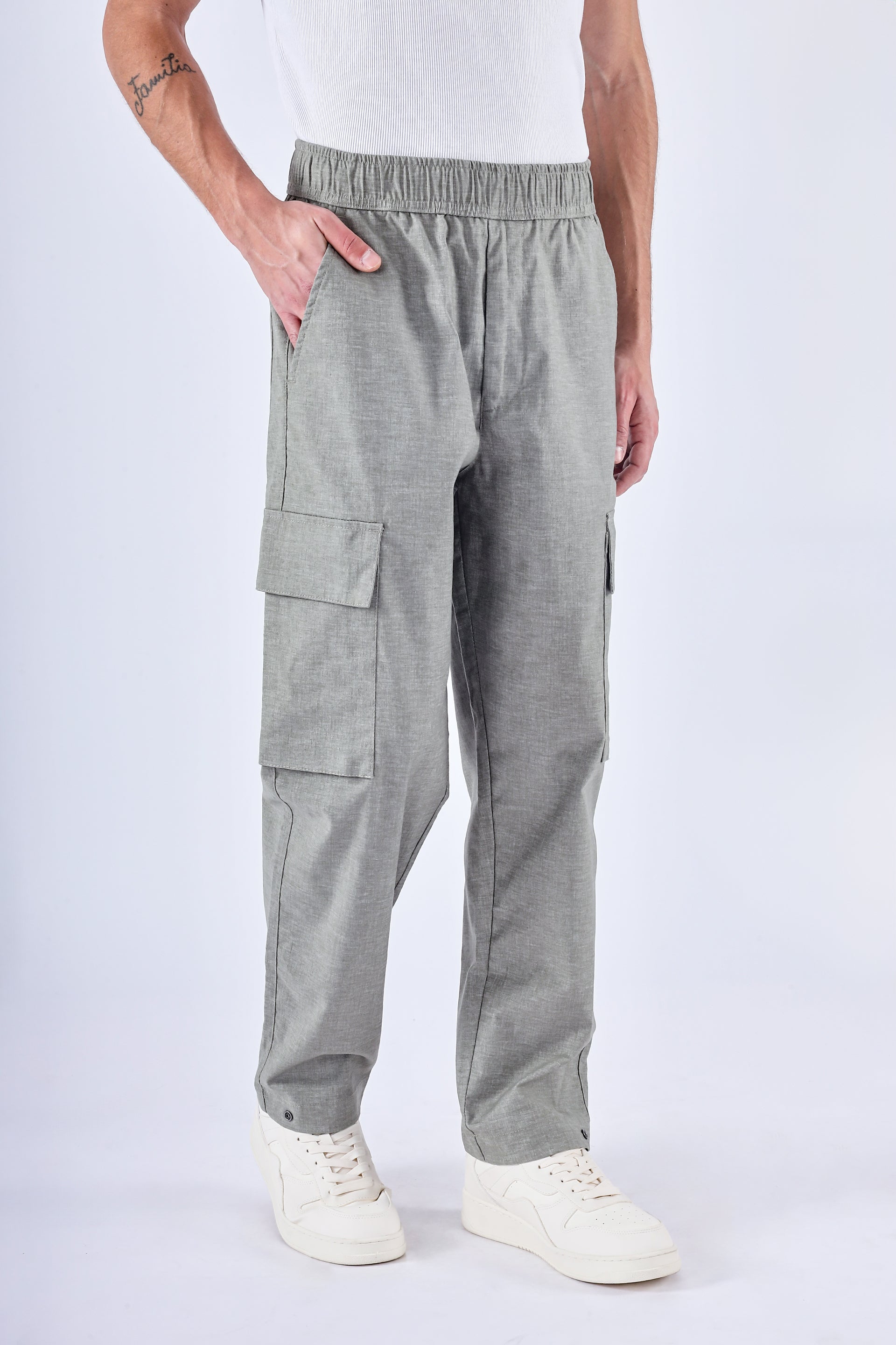 Air Relaxed Cargo Pants In Green