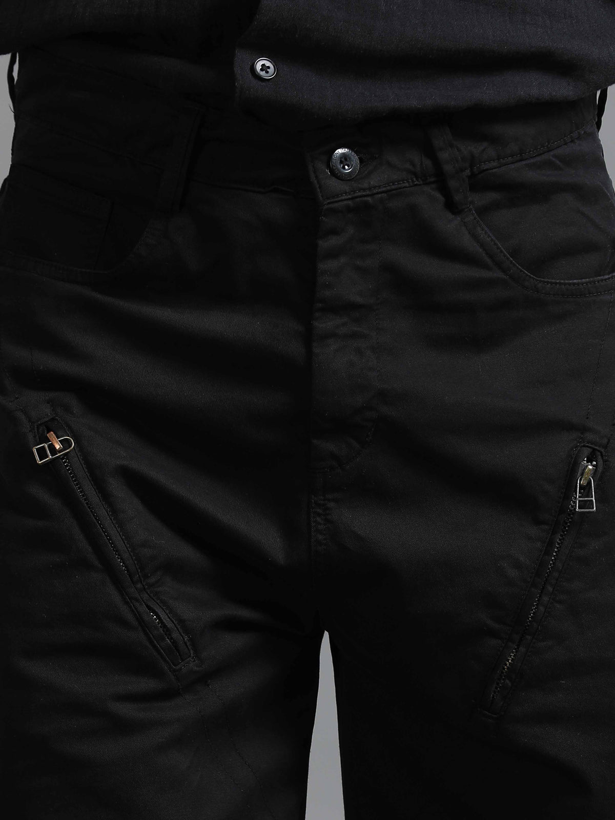 Black Loose Fit Formal Pants for Men detail view - Milano Zip Trouser by Italian Colony