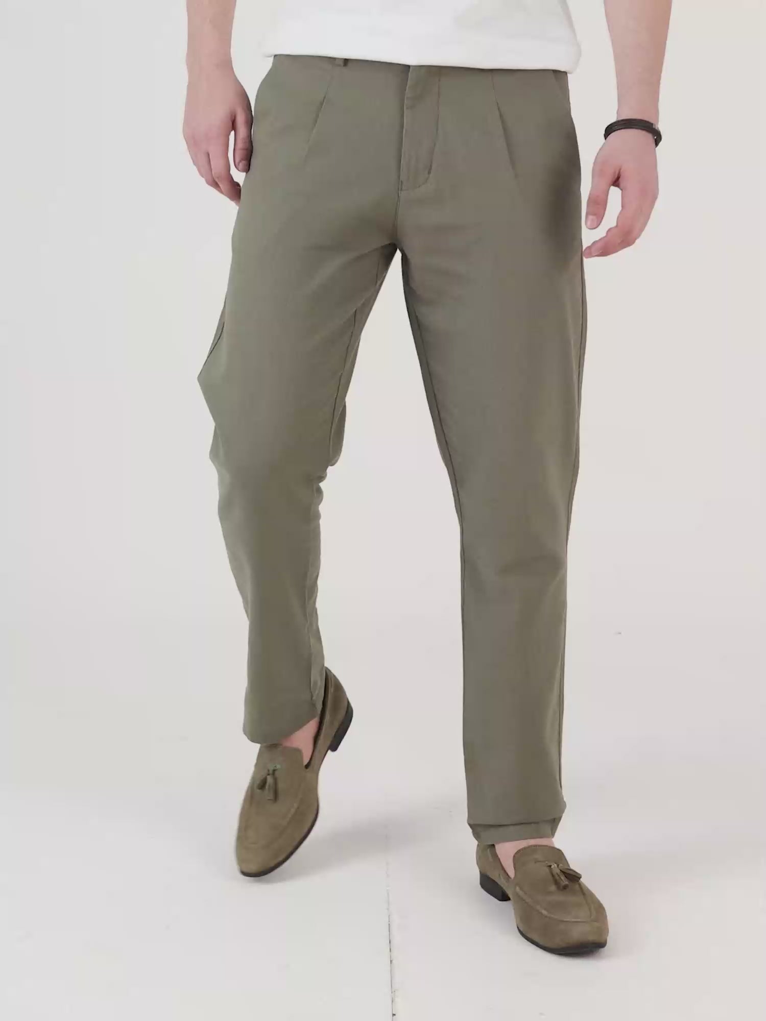 Raw Slub Pine Olive Pleated Pant for Men 
