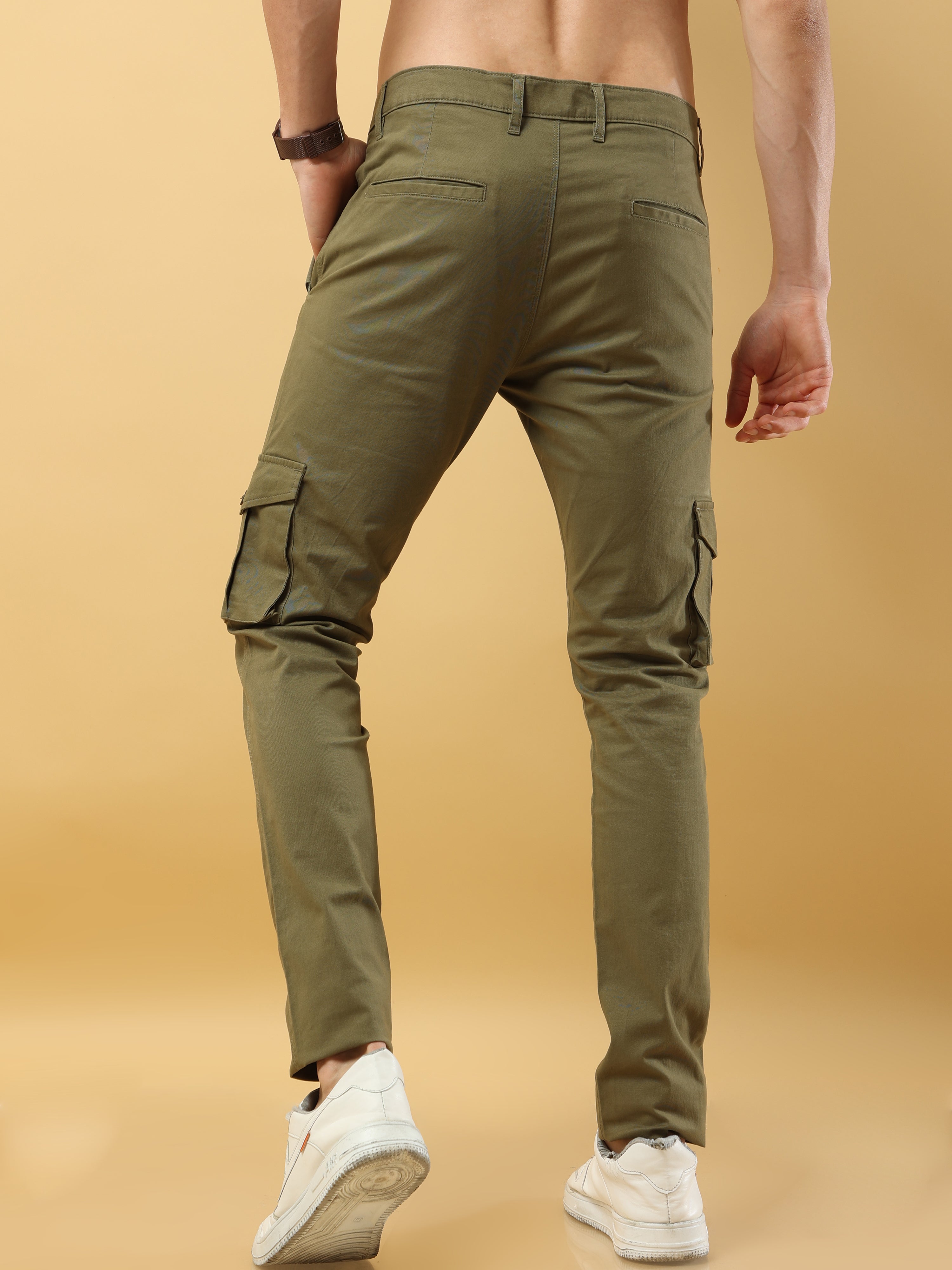 Shop Decibel Nylon Cargo Pant B315-OLV green | SNIPES USA